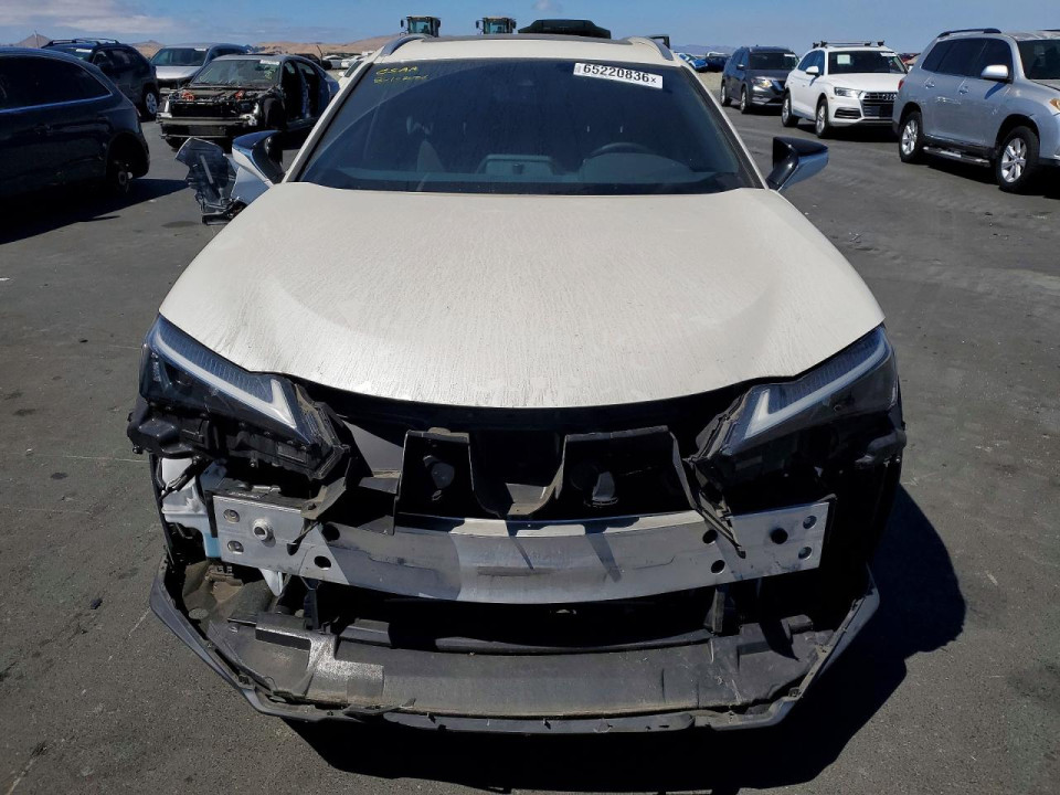 Lexus UX250H 2023 — Copart
