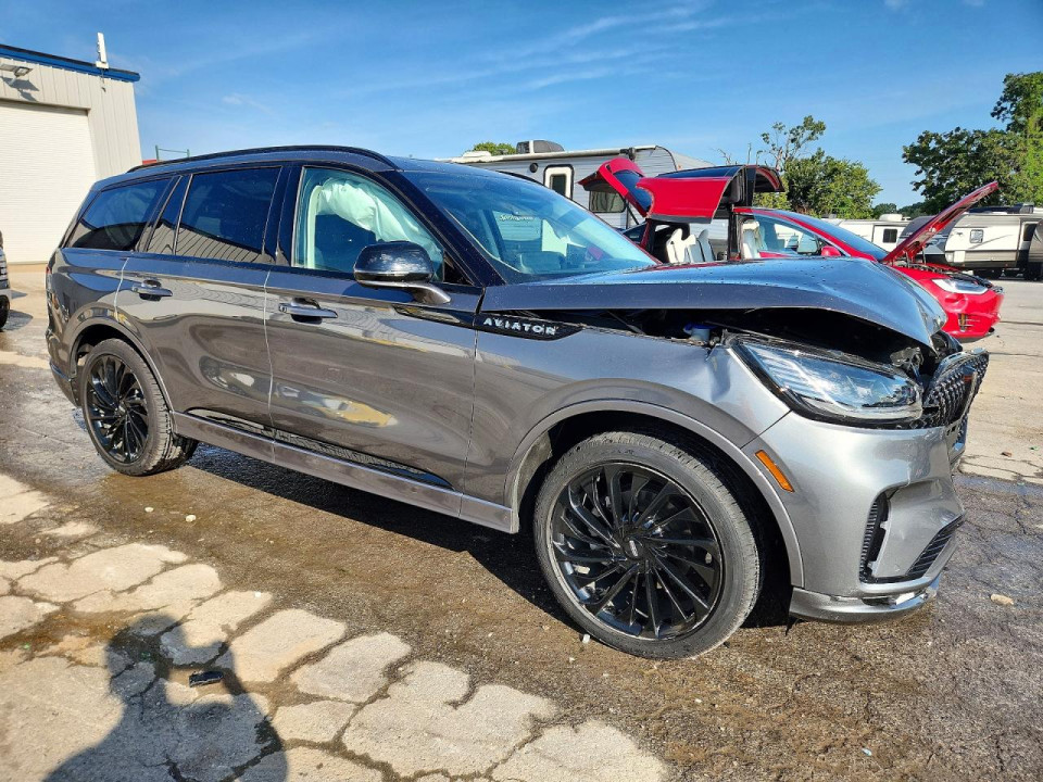 Lincoln AVIATOR 2025 — Copart