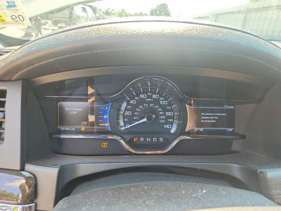 Lincoln MKS 2015 — Copart