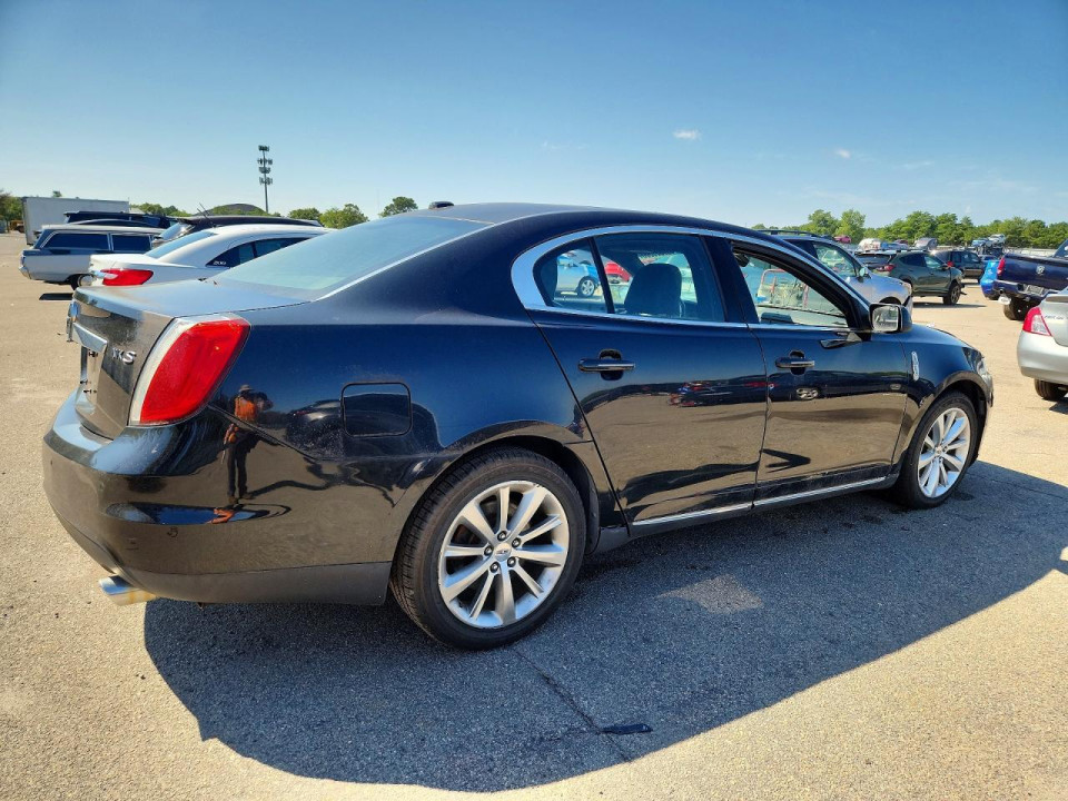 Lincoln MKS 2010 — Copart