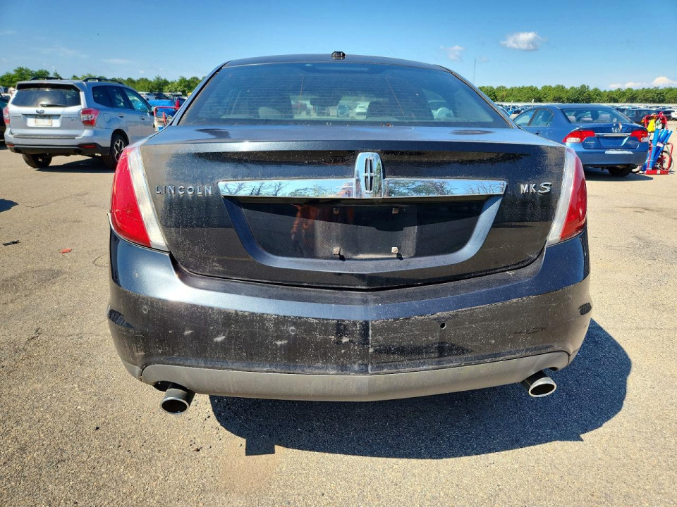 Lincoln MKS 2010 — Copart