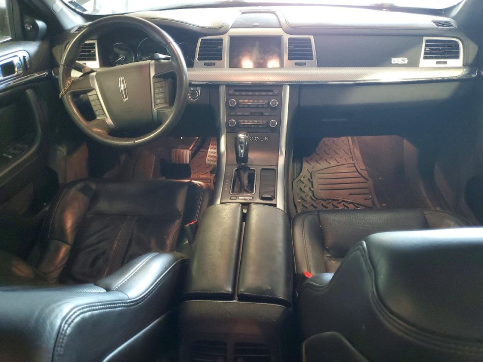 Lincoln MKS 2011 — Copart