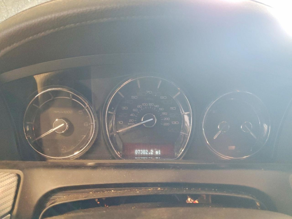 Lincoln MKS 2011 — Copart