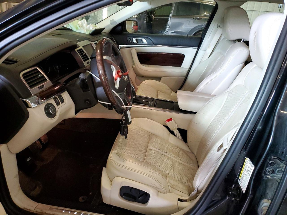 Lincoln MKS 2011 — Copart