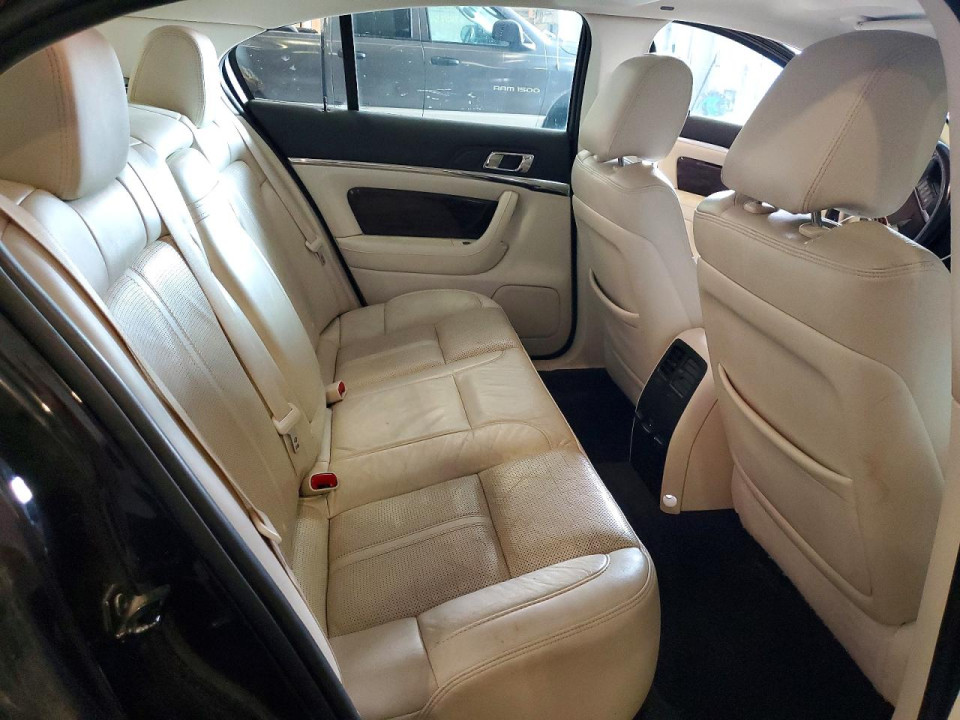 Lincoln MKS 2011 — Copart