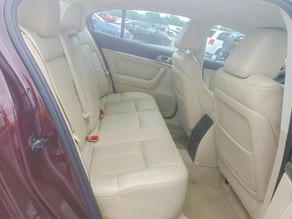 Lincoln MKS 2011 — Copart