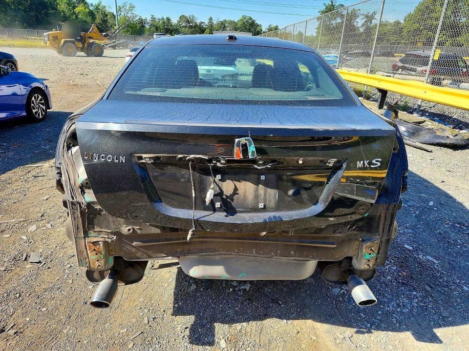Lincoln MKS 2011 — Copart