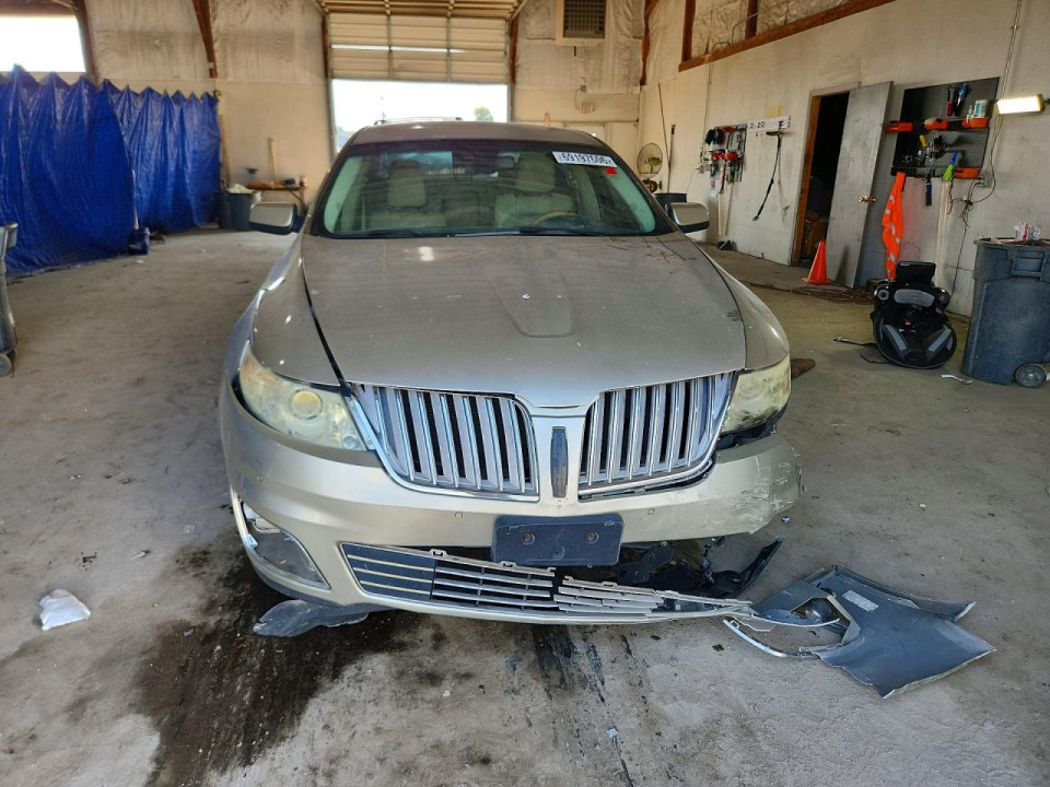 Lincoln MKS 2011 — Copart