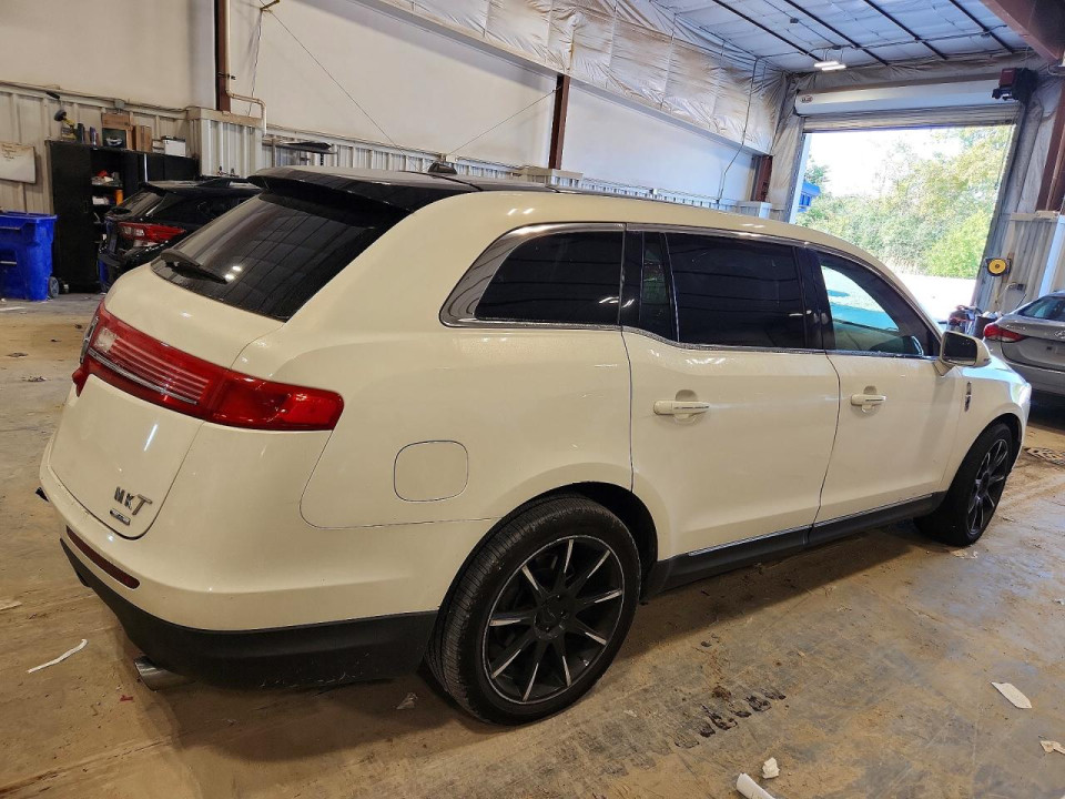 Lincoln MKT 2012 — Copart