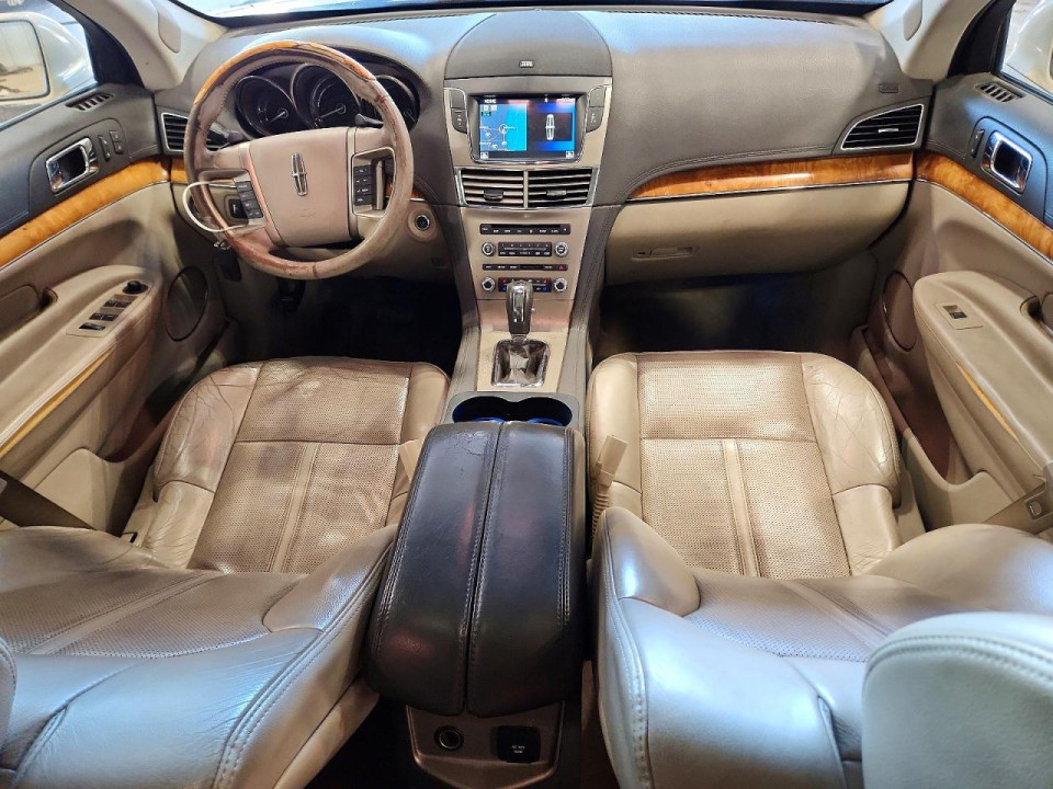 Lincoln MKT 2012 — Copart