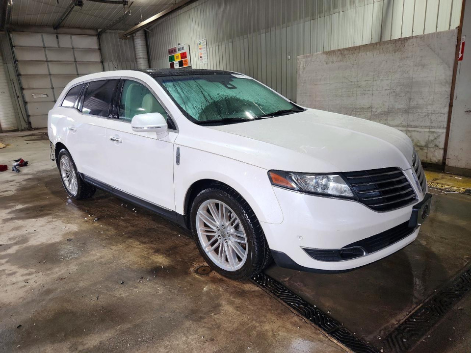 Lincoln MKT 2018 — Copart