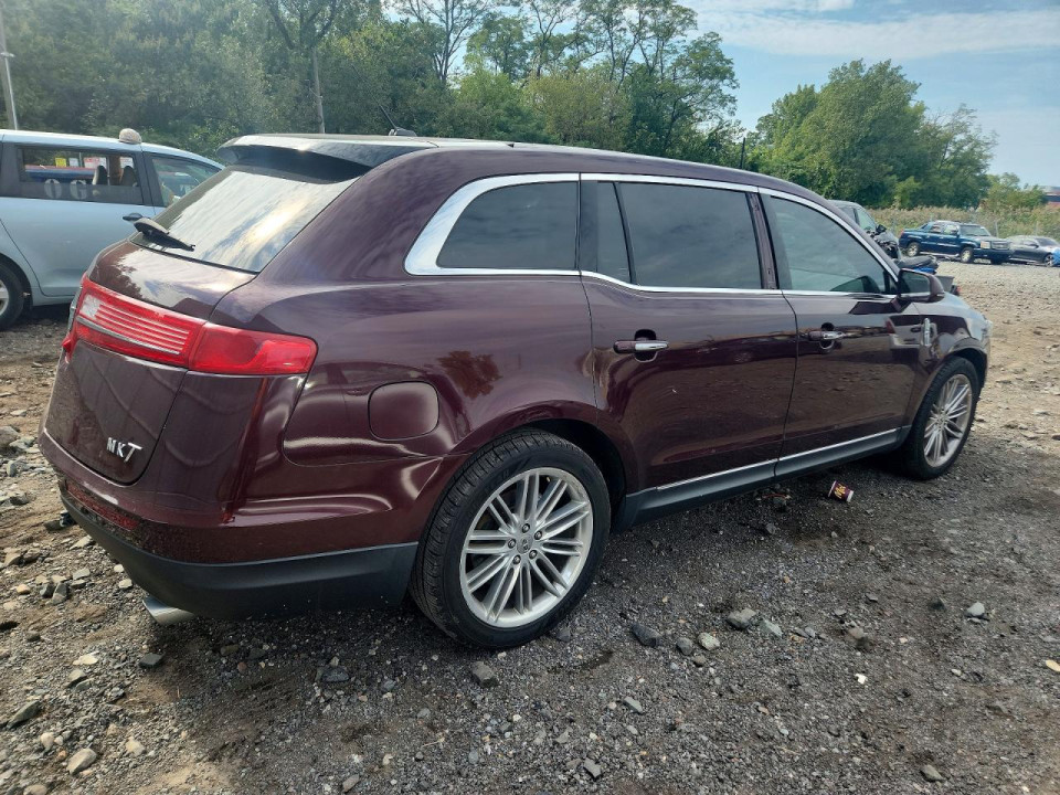 Lincoln MKT 2019 — Copart