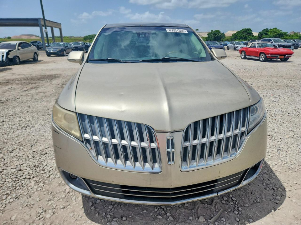 Lincoln MKT 2011 — Copart
