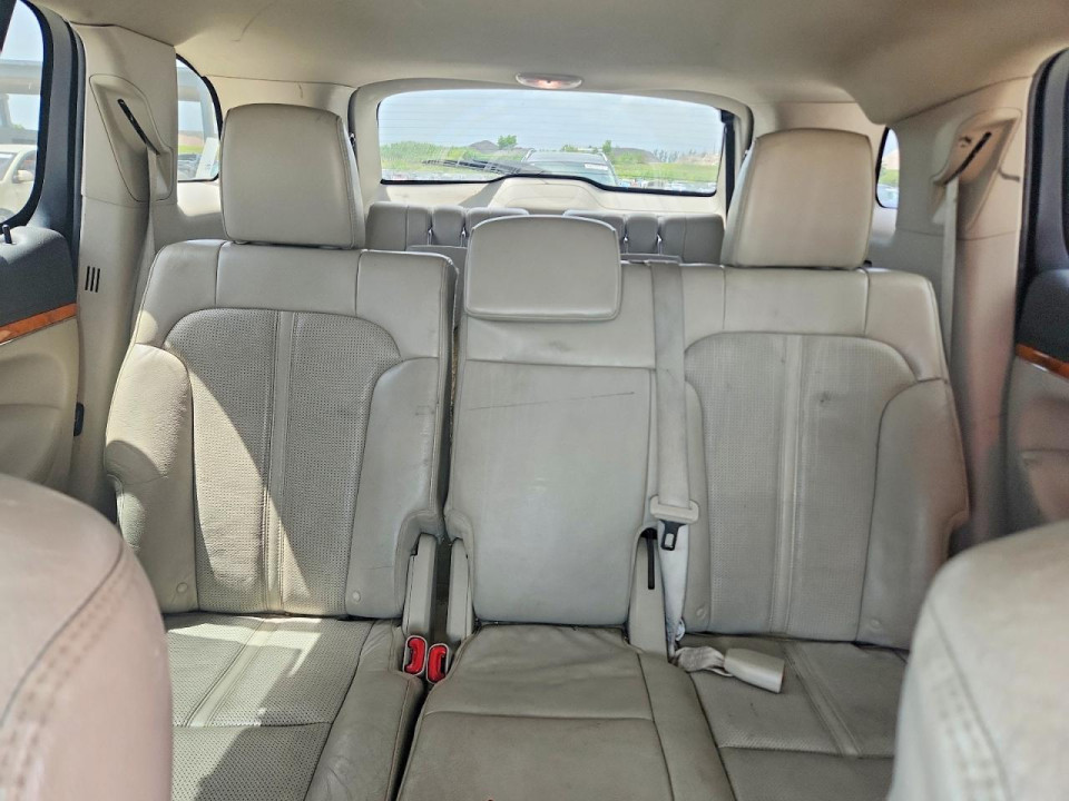 Lincoln MKT 2011 — Copart