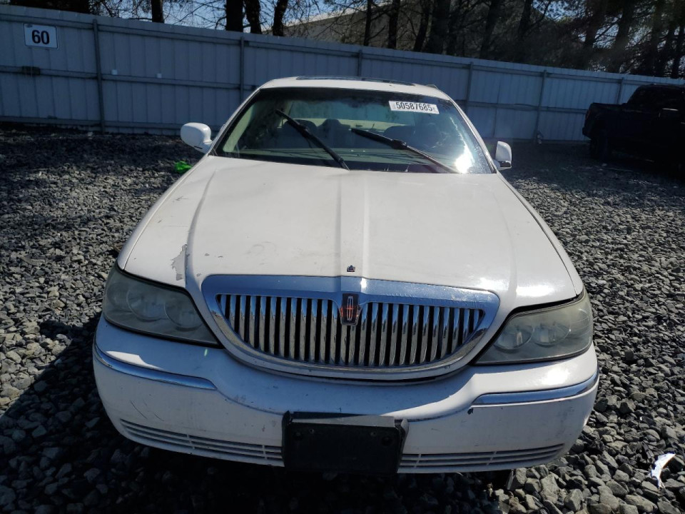 Lincoln TOWNCAR 2003 — Copart