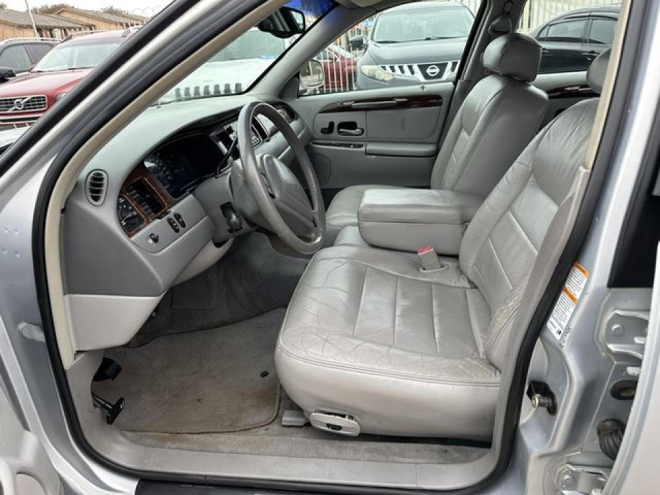 Lincoln TOWNCAR 2001 — Copart