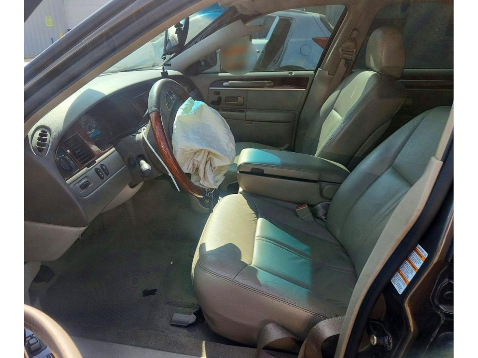 Lincoln TOWNCAR 2004 — Copart