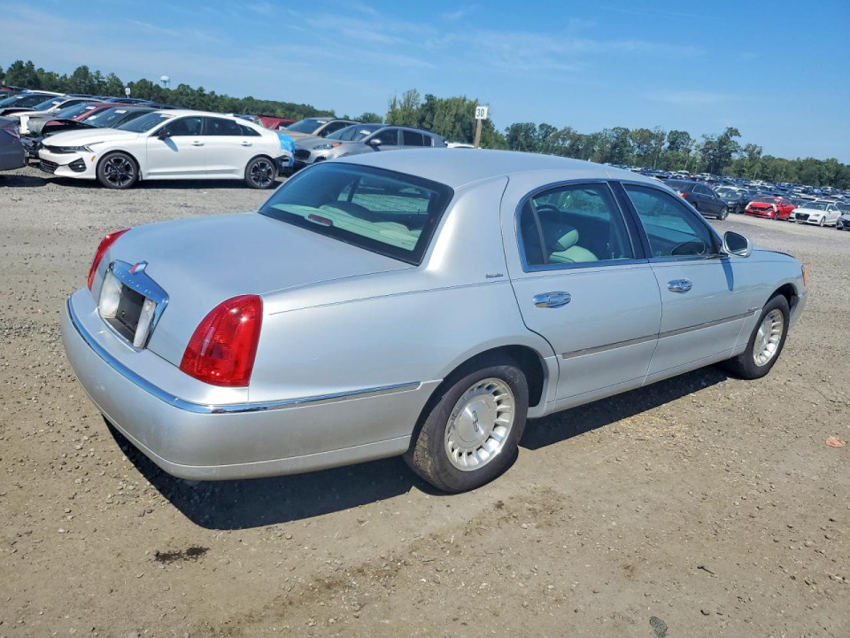 Lincoln TOWNCAR 1998 — Copart