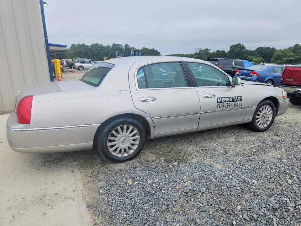 Lincoln TOWNCAR 2005 — Copart