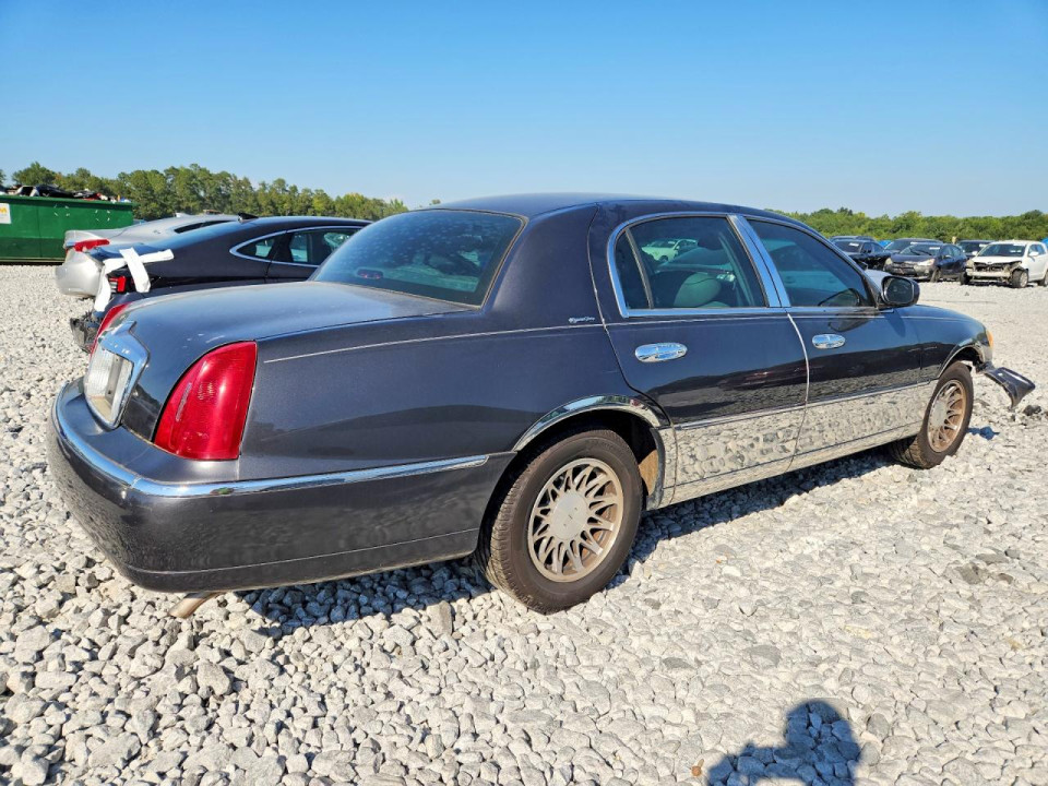 Lincoln TOWNCAR 2002 — Copart