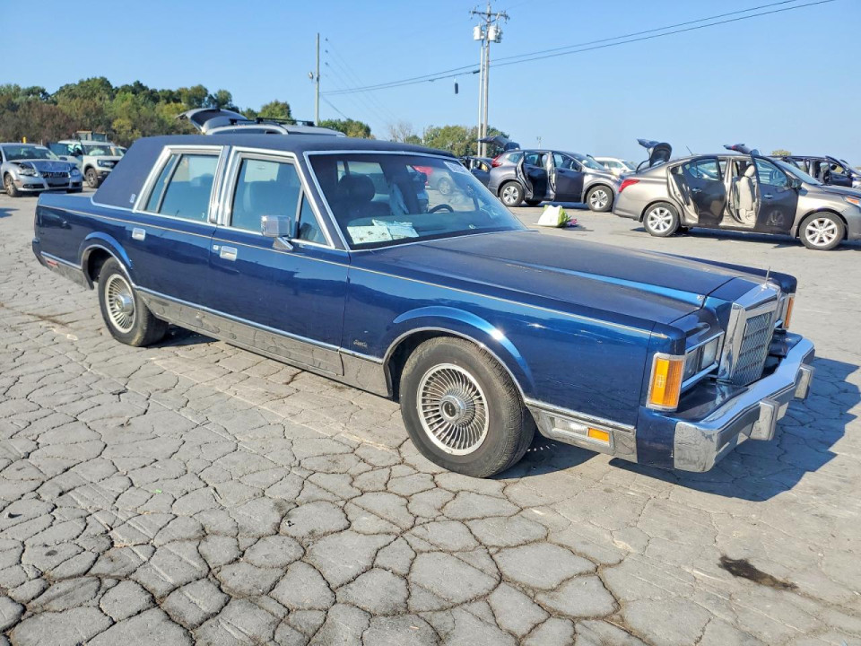 Lincoln TOWNCAR 1989 — Copart