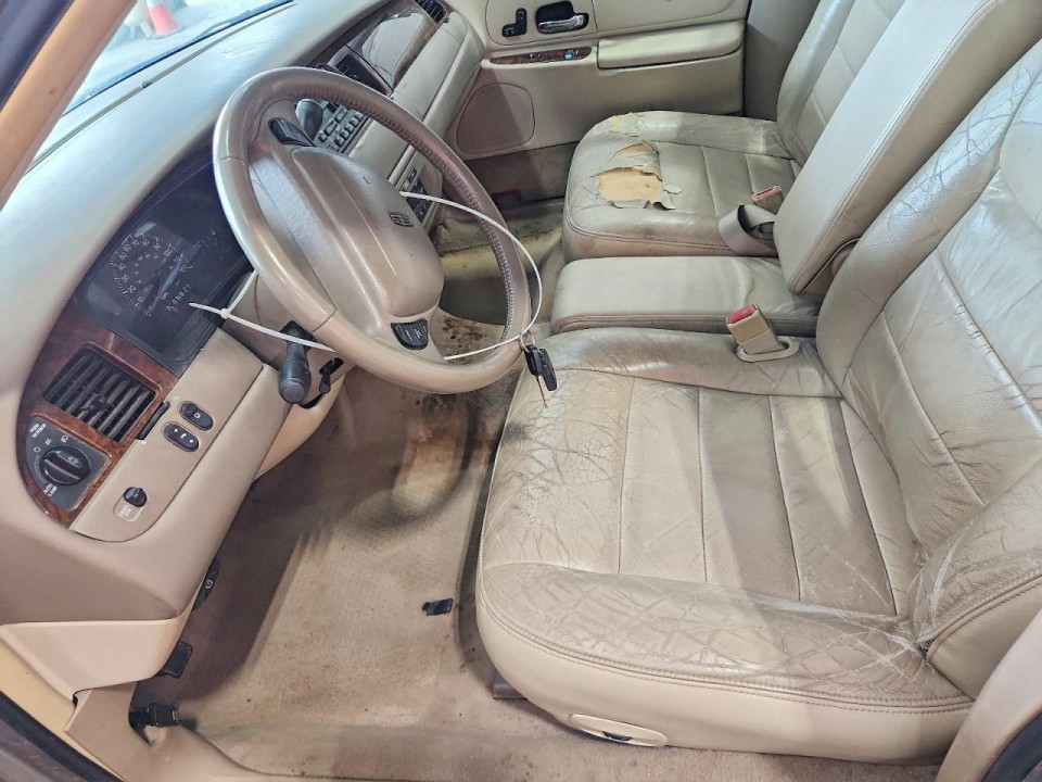 Lincoln TOWNCAR 2001 — Copart