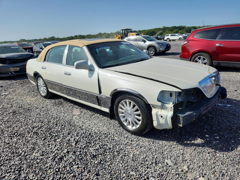Lincoln TOWNCAR 2004 — Copart