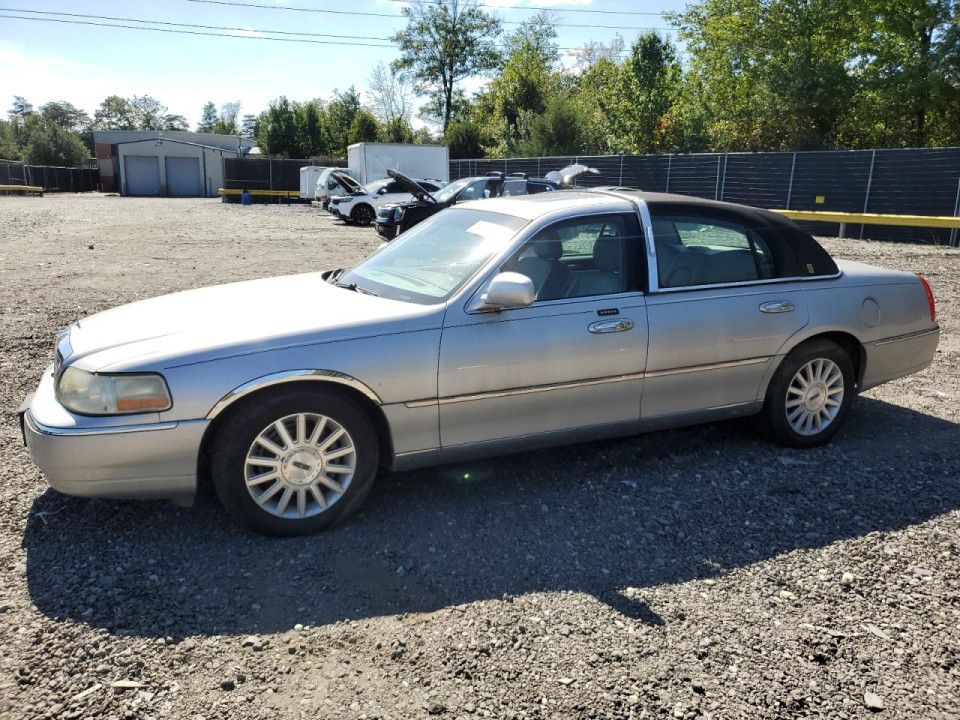 Lincoln TOWNCAR 2003 — Copart