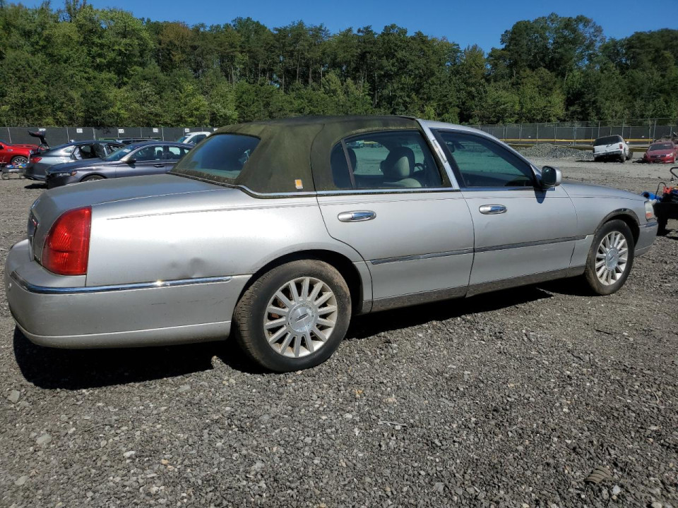 Lincoln TOWNCAR 2003 — Copart