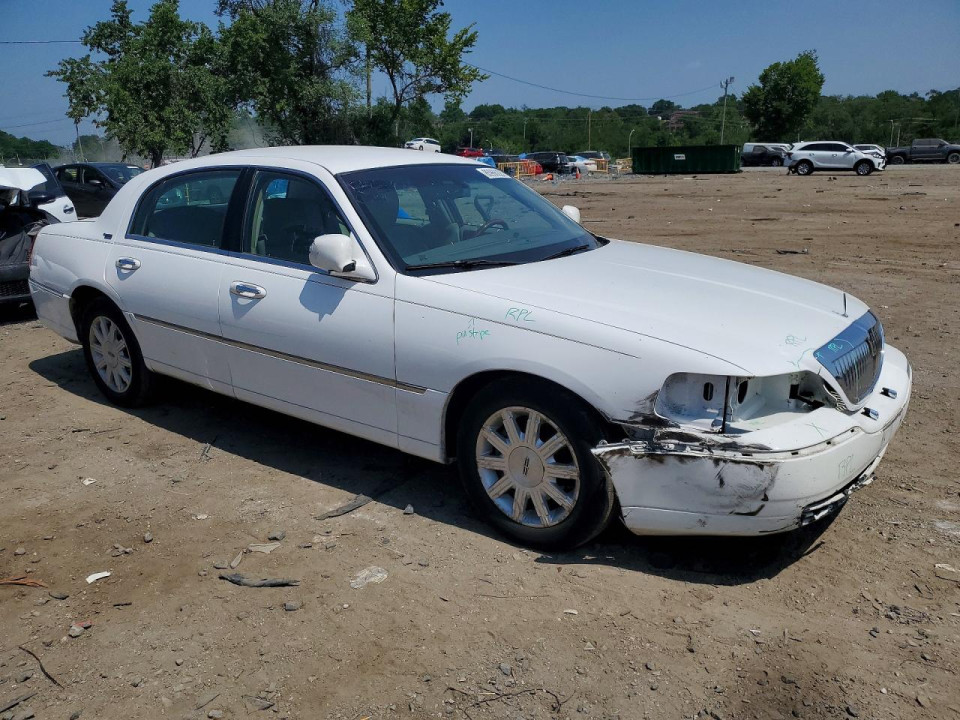 Lincoln TOWNCAR 2011 — Copart