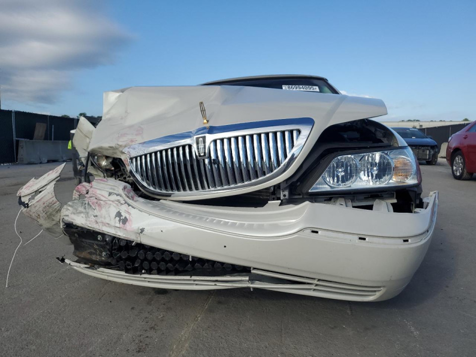 Lincoln TOWNCAR 2005 — Copart