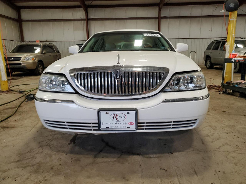 Lincoln TOWNCAR 2003 — Copart