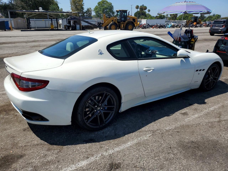 Maserati GRANTURISMO S 2017 — Copart