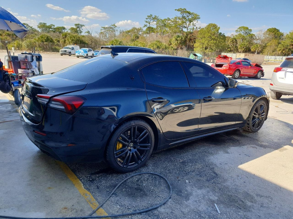Maserati GHIBLI MODENA 2022 — Copart
