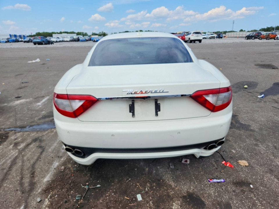 Maserati GRANTURISMO 2011 — Copart