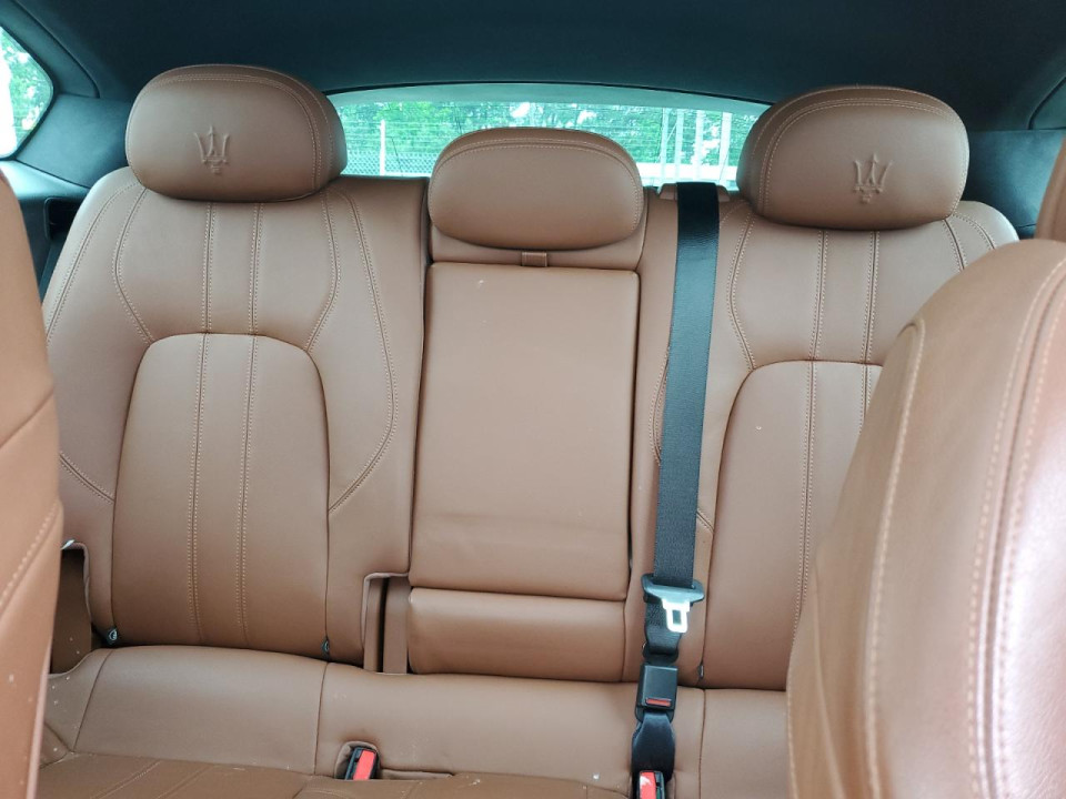 Maserati LEVANTE BASE 2018 из США