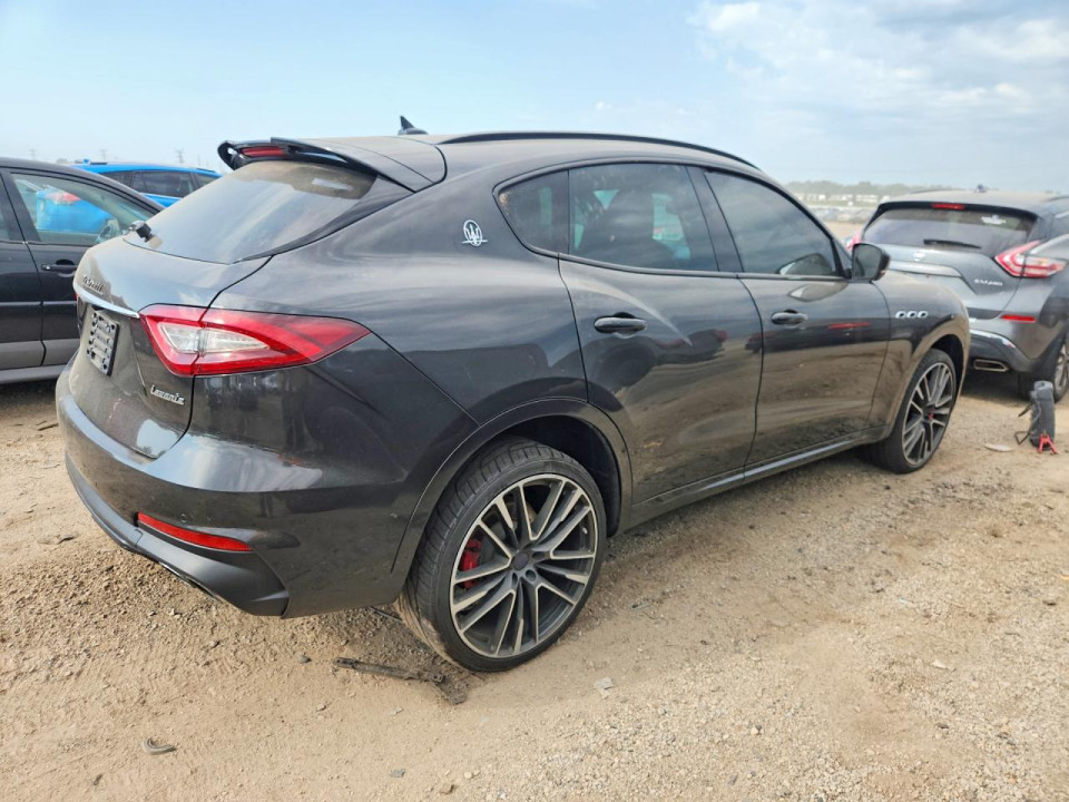 Maserati LEVANTE GTS 2019 — Copart