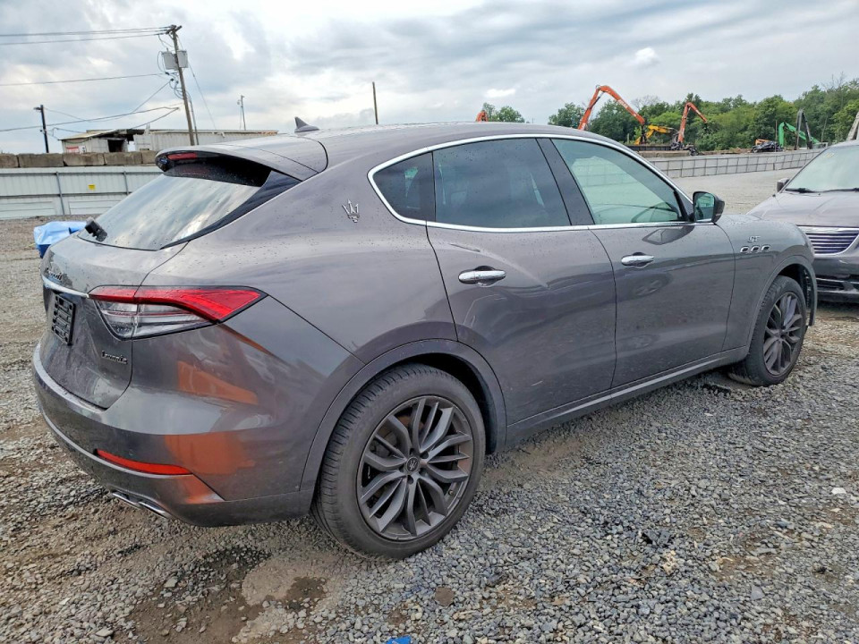 Maserati LEVANTE MODENA 2024 — Copart
