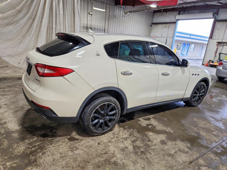 Maserati LEVANTE S 2017 — Copart