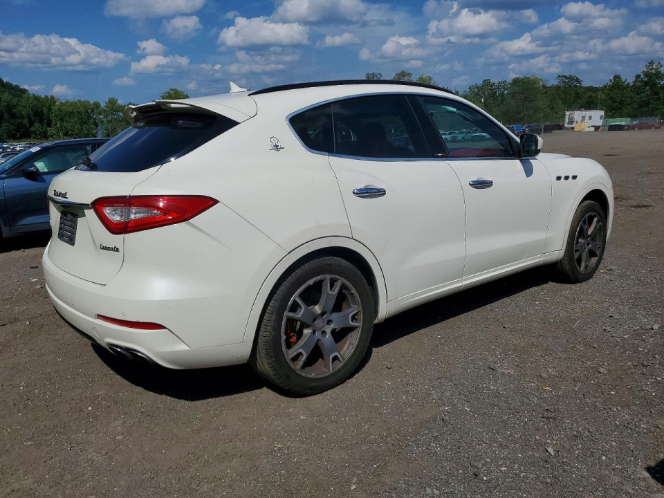 Maserati LEVANTE SPORT 2017 — Copart