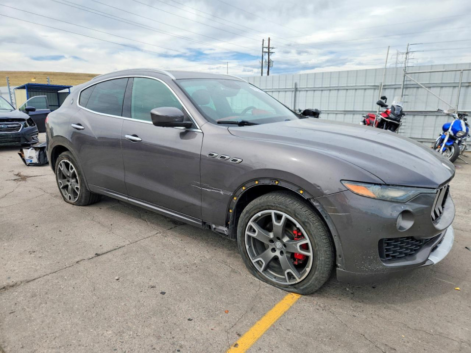 Maserati LEVANTE SPORT 2017 — Copart