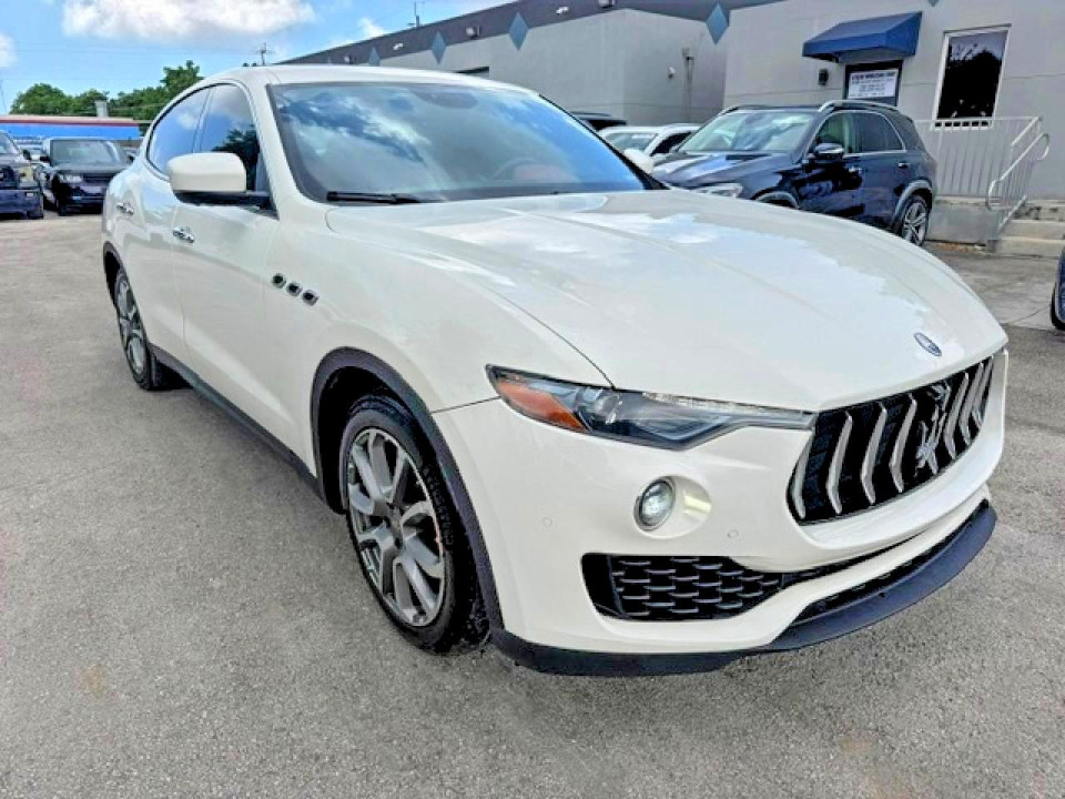 Maserati LEVANTE 2018 из США