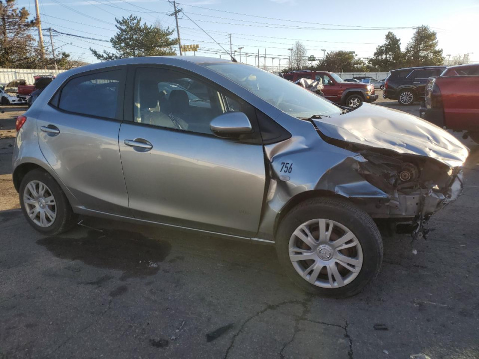 Mazda 2 2014 — Copart