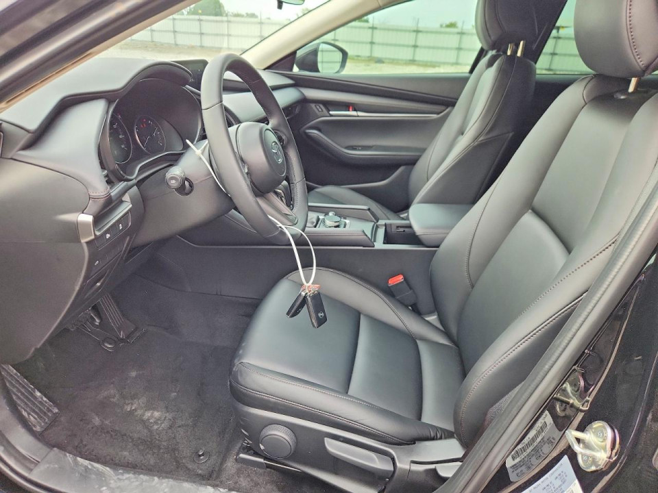 Mazda 3 SELECT SPORT 2026 — Copart