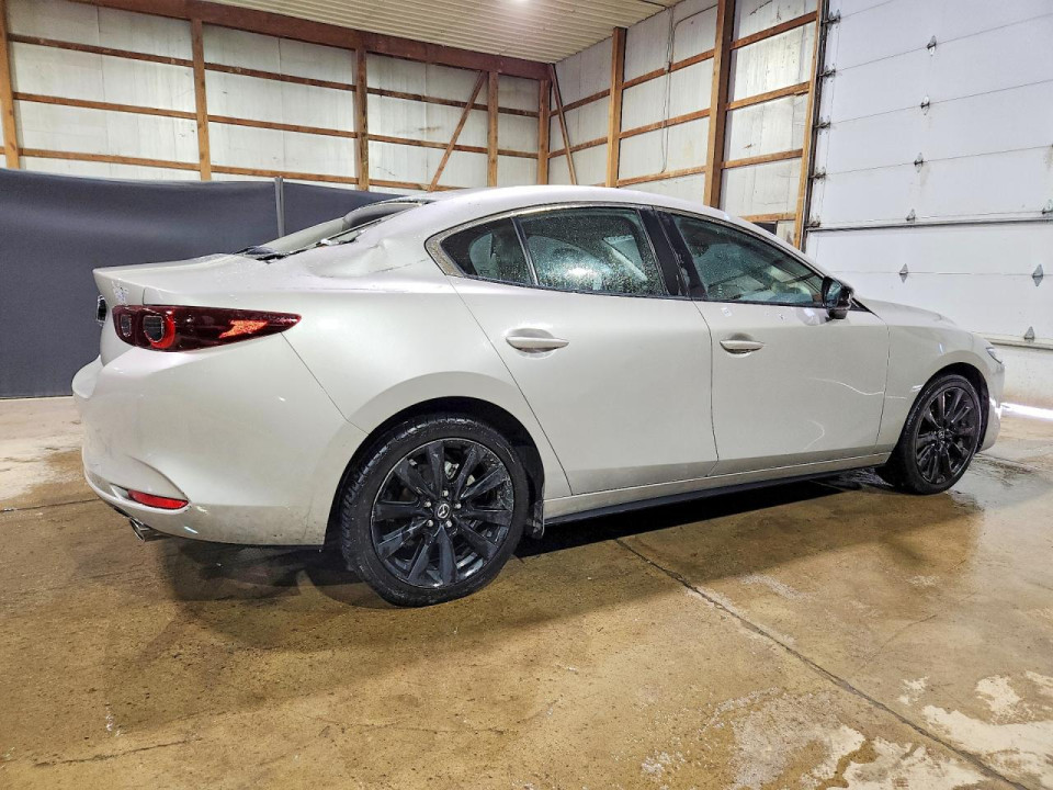 Mazda 3 SELECT SPORT 2024 — Copart