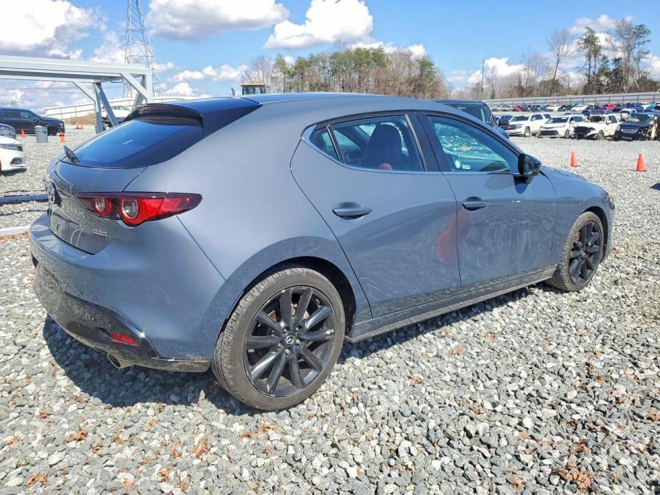 Mazda 3 2024 — Copart