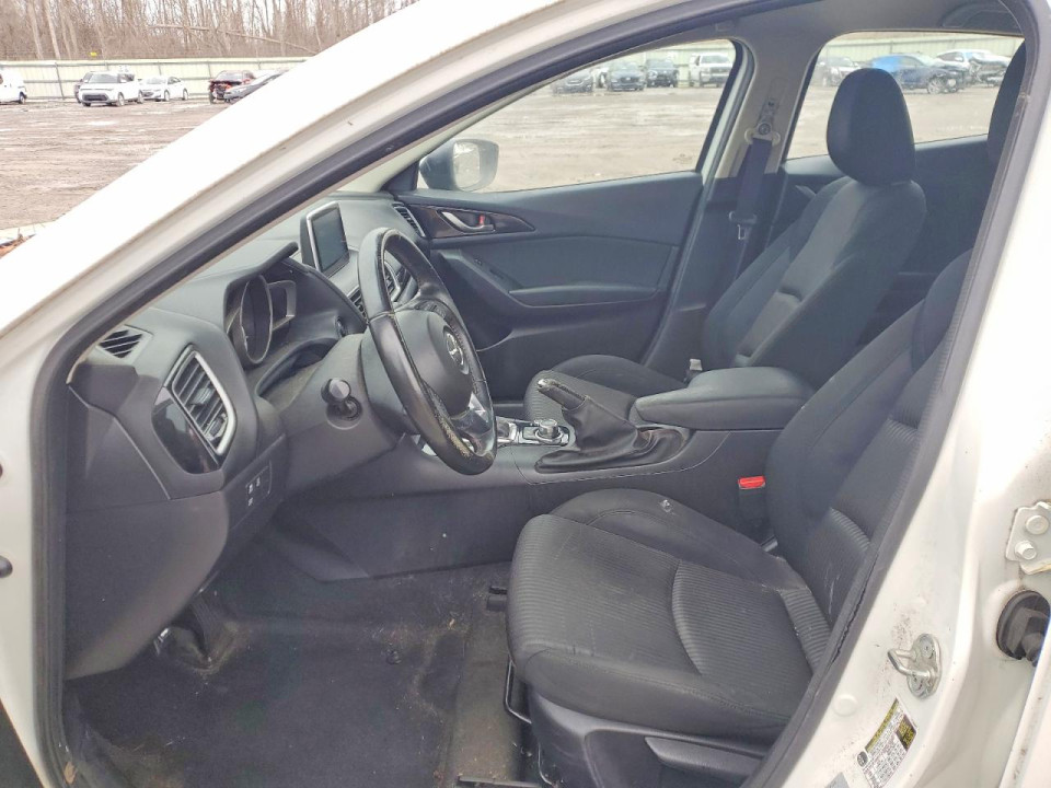 Mazda 3 2015 — Copart