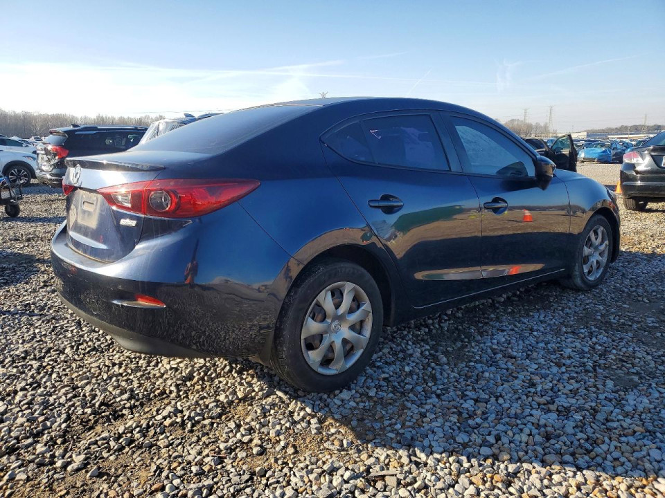 Mazda 3 2017 — Copart