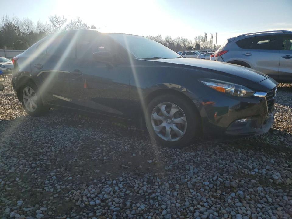 Mazda 3 2017 — Copart
