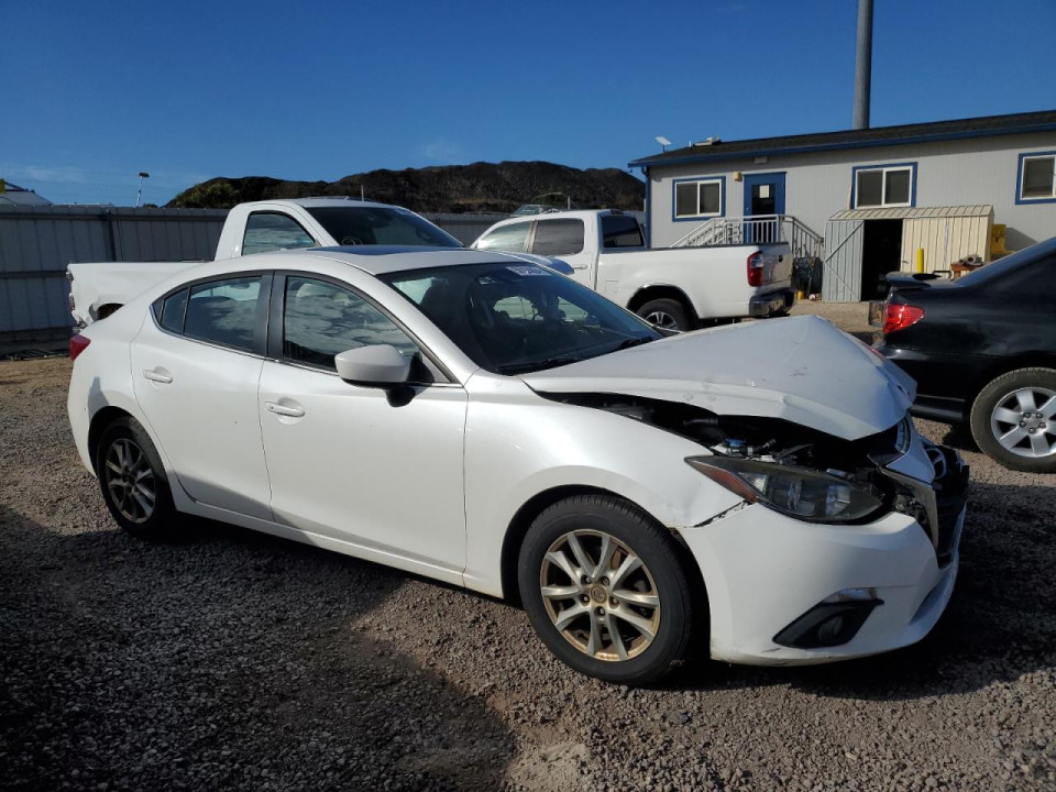 Mazda 3 2016 — Copart